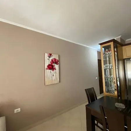 Xenia's * Sarandë